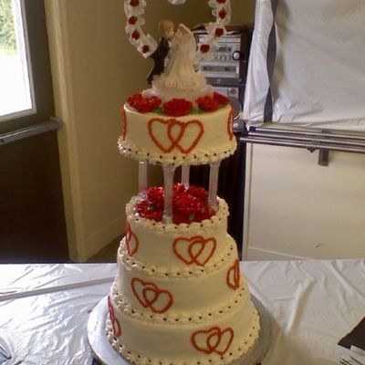 Red Rose Wedding Cake