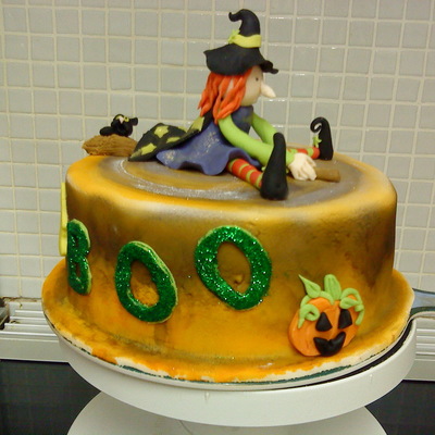 Halloween Witch Cake!