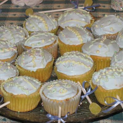 Baby Rattle Cupcakes