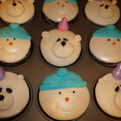 Winter Birthday Cupcakes