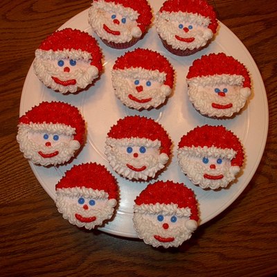 Santa Cupcakes