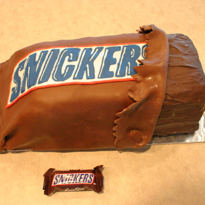 Mini-Size Snickers Bar Cake