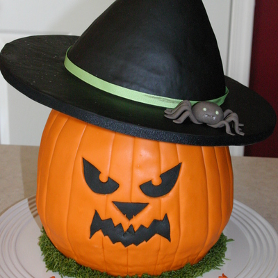Pumpkin Birthday Cake With Witch's Hat