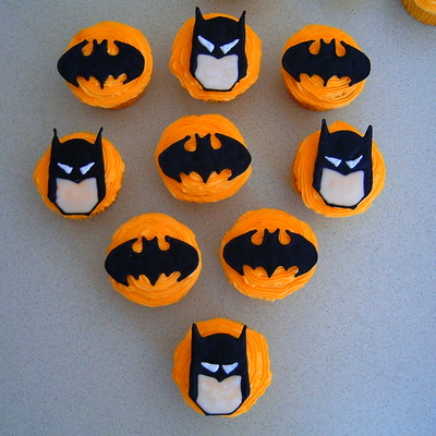 Batman Cupcakes
