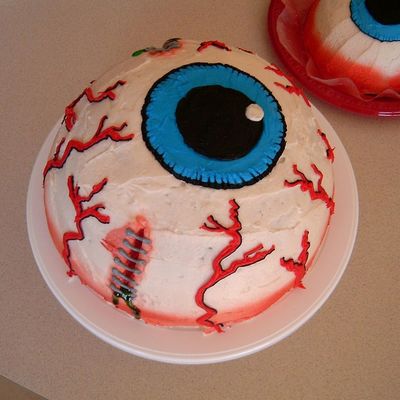 Eyeball Cake