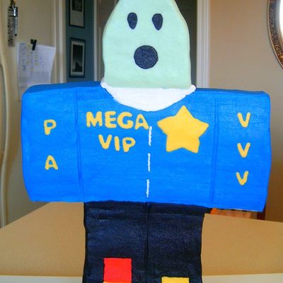 Roblox Cake