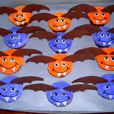 Bat Cupcakes