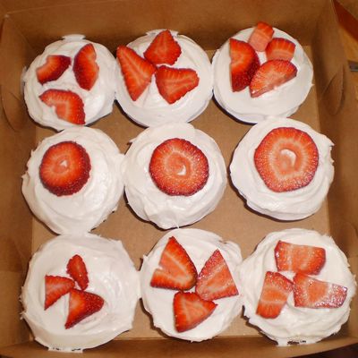 Fresh Strawberry Cupcakes...