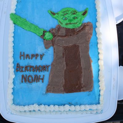 Star Wars Yoda Birthday Cake