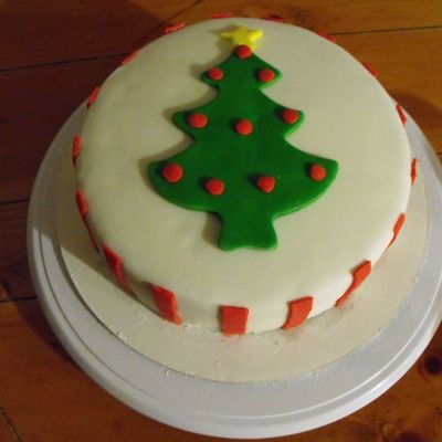 Peppermint Christmas Cake