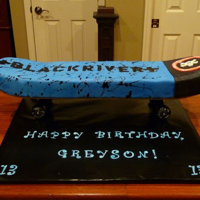 Skateboard Cake Built On Real Skateboard Deck