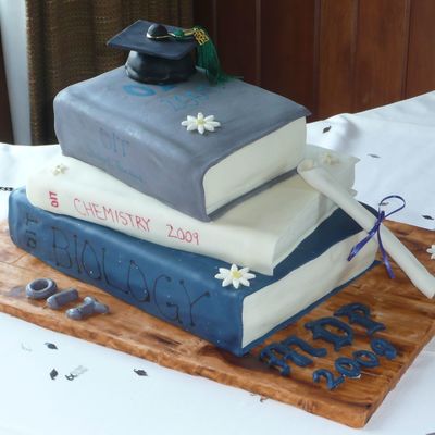 Graduation Books Cake