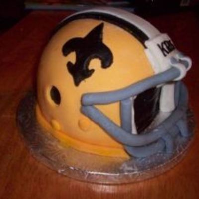 Football Helmet 3D Cake