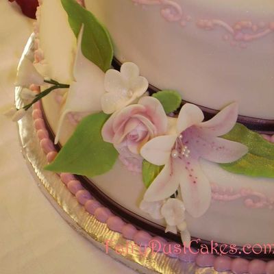 Burgundy And Pink Inspired Cake With Gumpaste Flowers