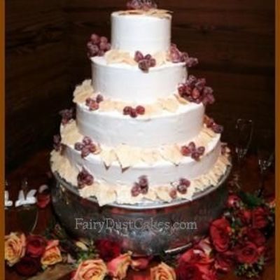 White Chocolate Grape Leaves And Sugared Grapes - Tuscan Theme