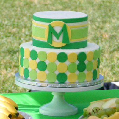Green And Yellow Birthday Cake