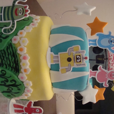 Yo Gabba Gabba Cake