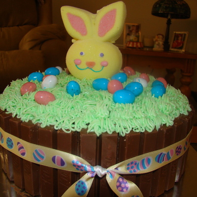 Kitkat Easter Cake