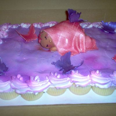 Cupcake Cake W/baby And Butterflys