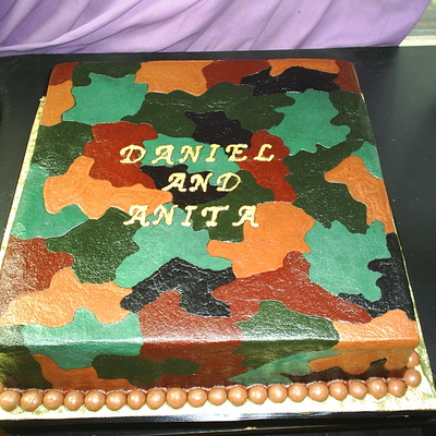 Camo Groom's Cake