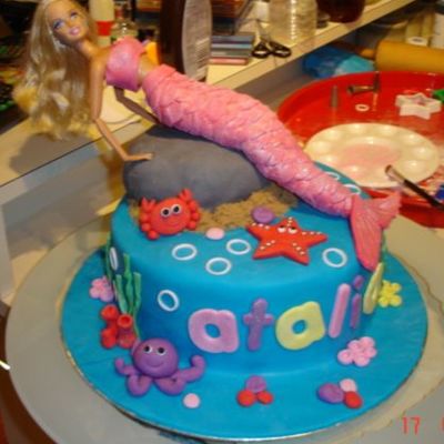 Merliah Barbie Cake