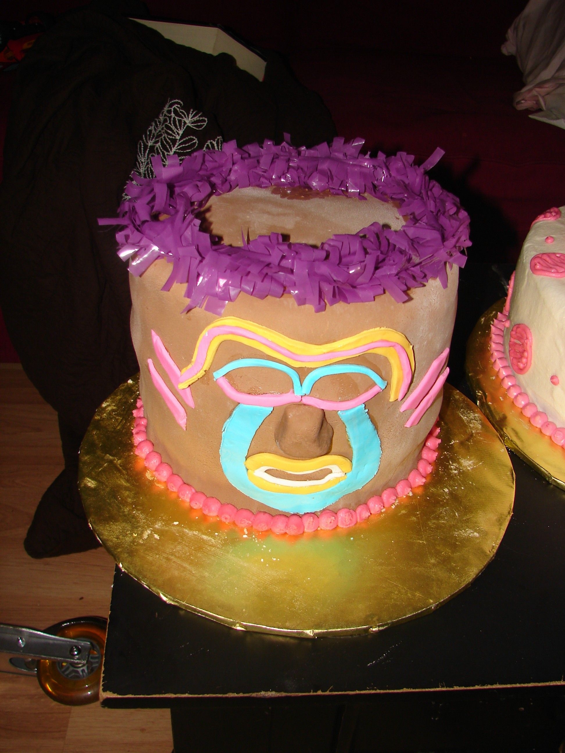Tiki Cake