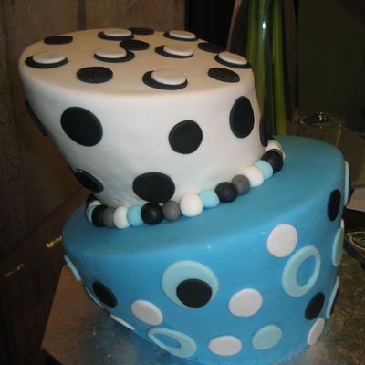First Attempt At Topsy Turvy Cake