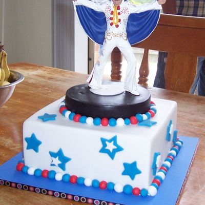 Elvis Cake