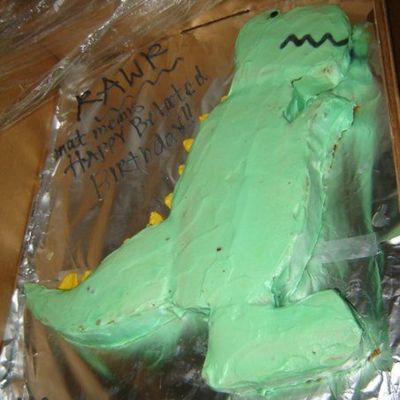 Rawr! Dino Cake