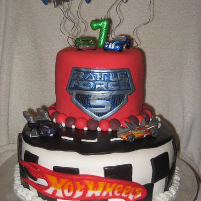 Battle Force 5 - Hot Wheels Cake