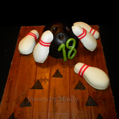 Bowling Cake