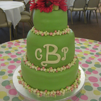 Clover Green/pearl Themed Cake