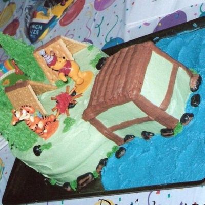 Winnie The Pooh Cake