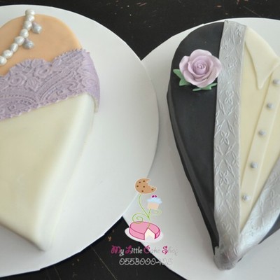 Bride And Groom Heart Shaped Wedding Cakes
