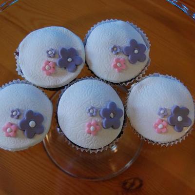 My Friend's Wedding (Espousal) Cupcakes