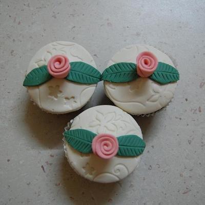 Mother's Day Cupcakes