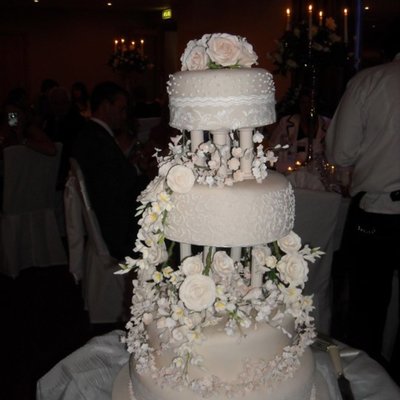 Irish Wedding With Sugar Flowers