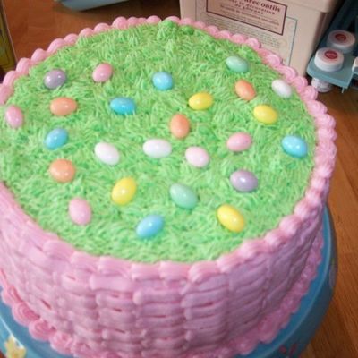 Top Of Easter Basket Cake
