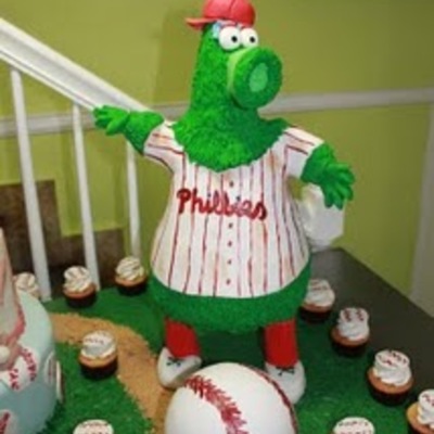 Phillies Phanatic Cake!