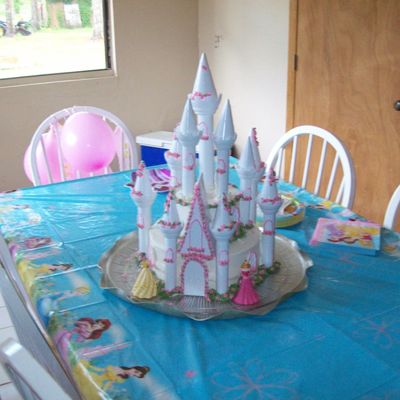 4 Yr. Old Great Nieces B-Day Cake