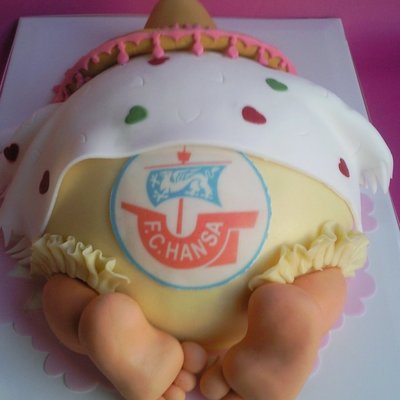 Baby Bottom Cake