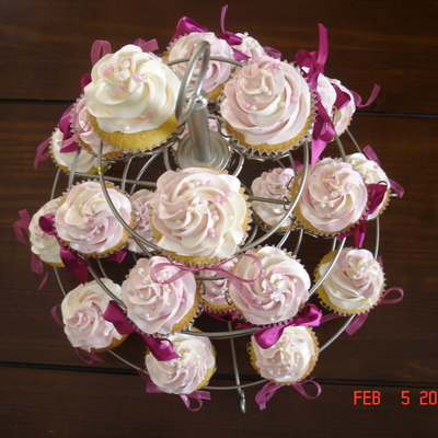 Cupcakes For A Girly Baby Shower