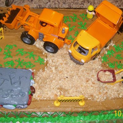 Construction Scene Cake