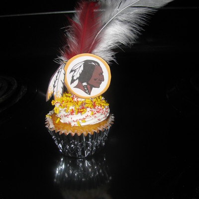 Redskins Cupcake