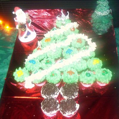 Christmas Tree Cupcakes