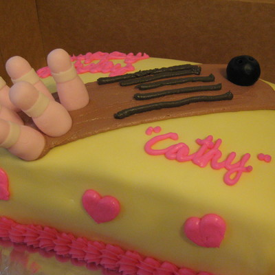 Bowling Cake