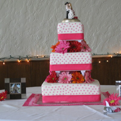 First Cake With Columns