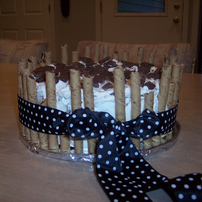 Cookies And Candy Cake