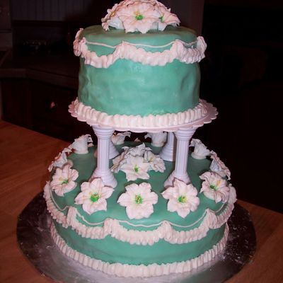 Lilly Cake