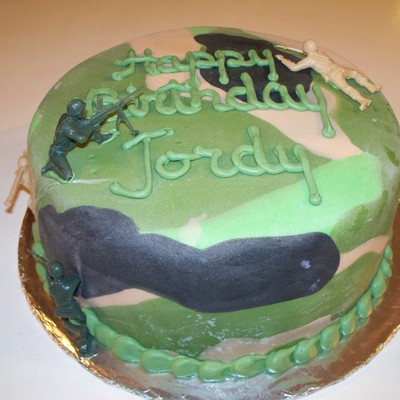 Camoflauge Army Cake